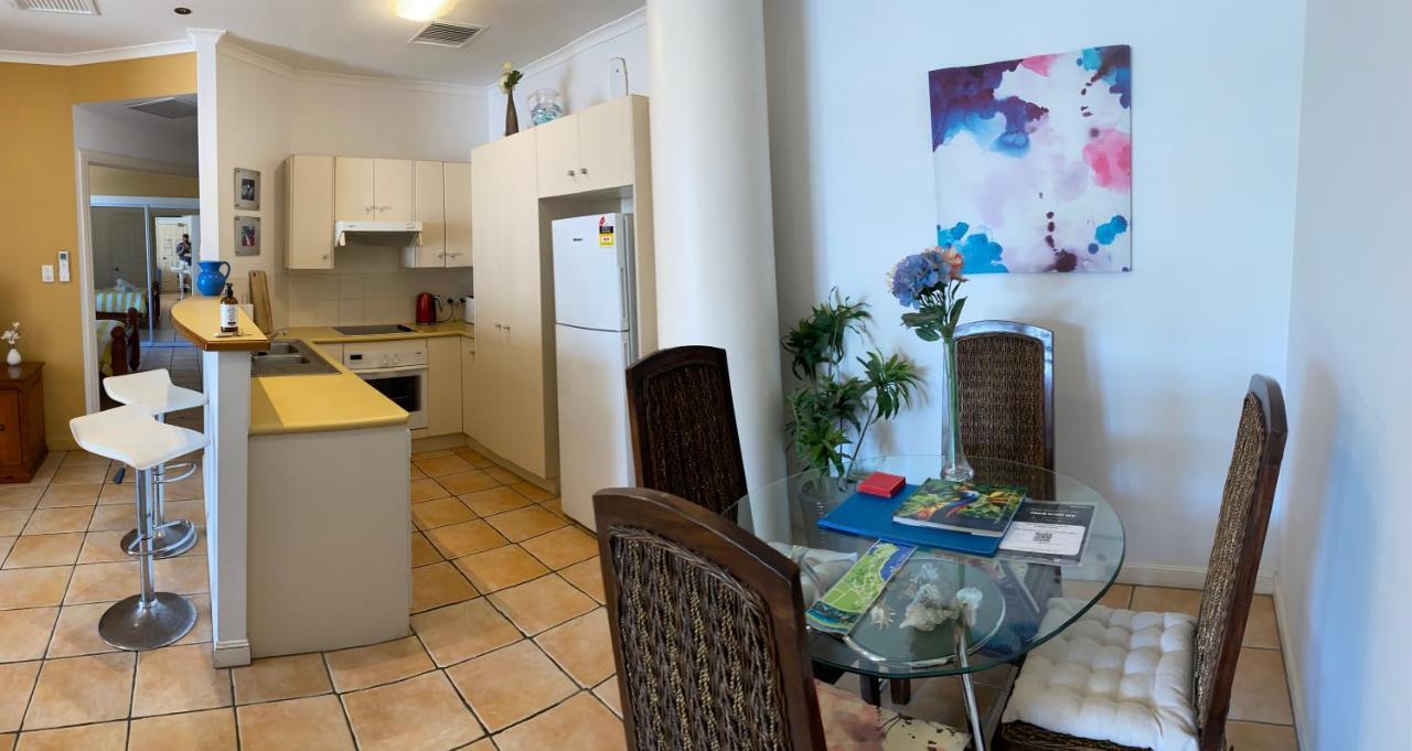 Tropical One Bedroom Apartment At The Mediterranean Port Douglas Exterior photo